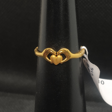 heart shape gold ring by S.P. Jewellers