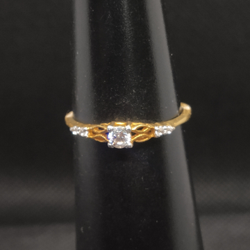 gold diamond ring by S.P. Jewellers