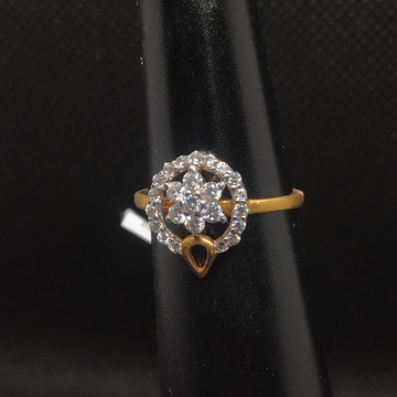 gold diamond ring by S.P. Jewellers