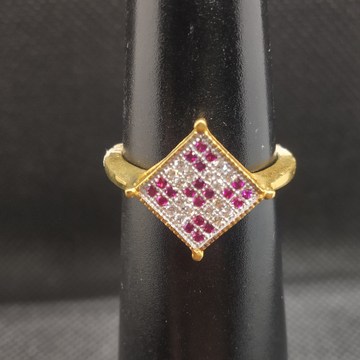 colour diamond gold ring by S.P. Jewellers