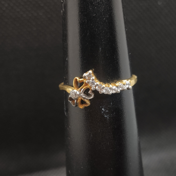 gold diamond ring by S.P. Jewellers