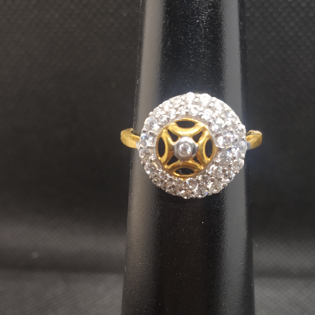 gold diamond ring