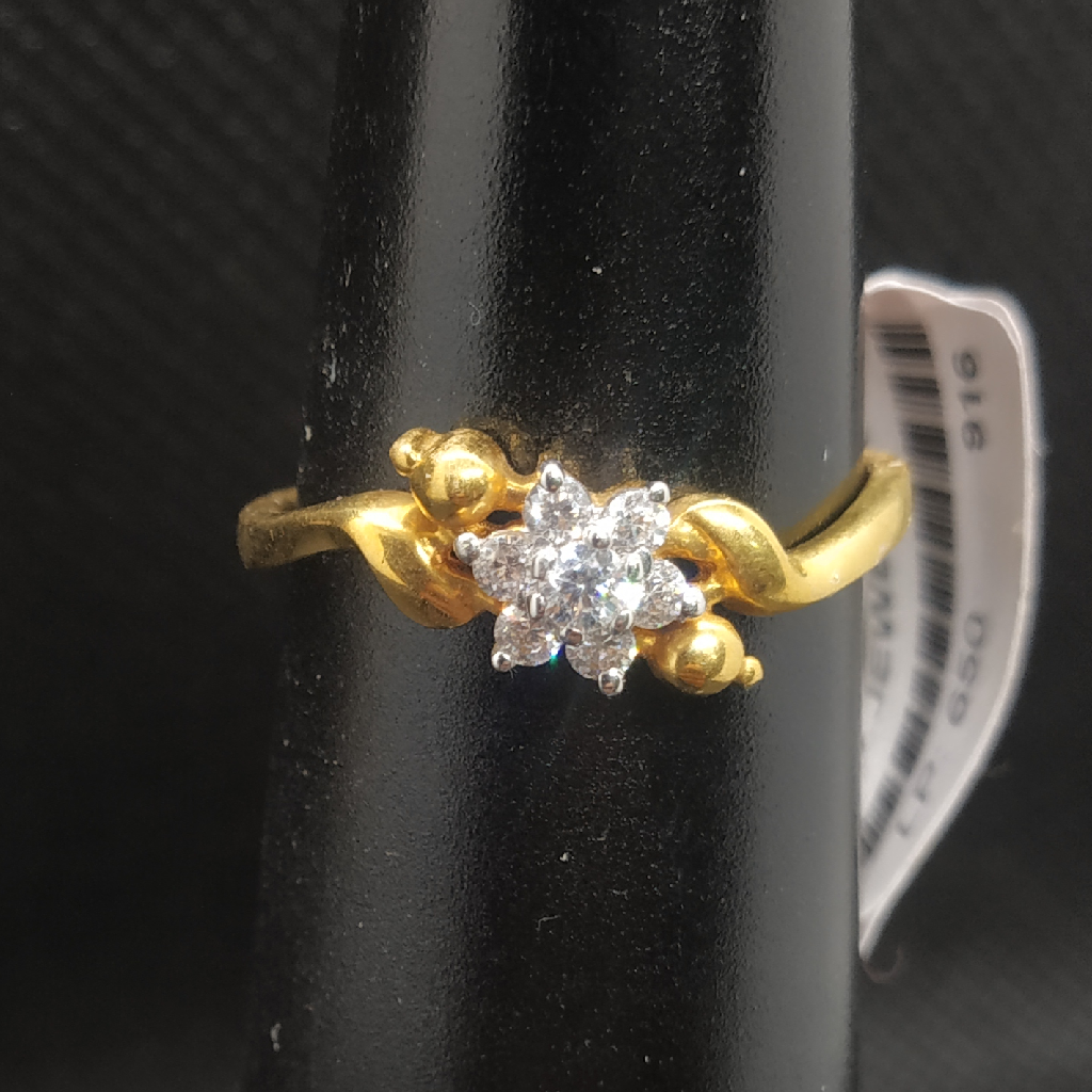 gold diamond ring