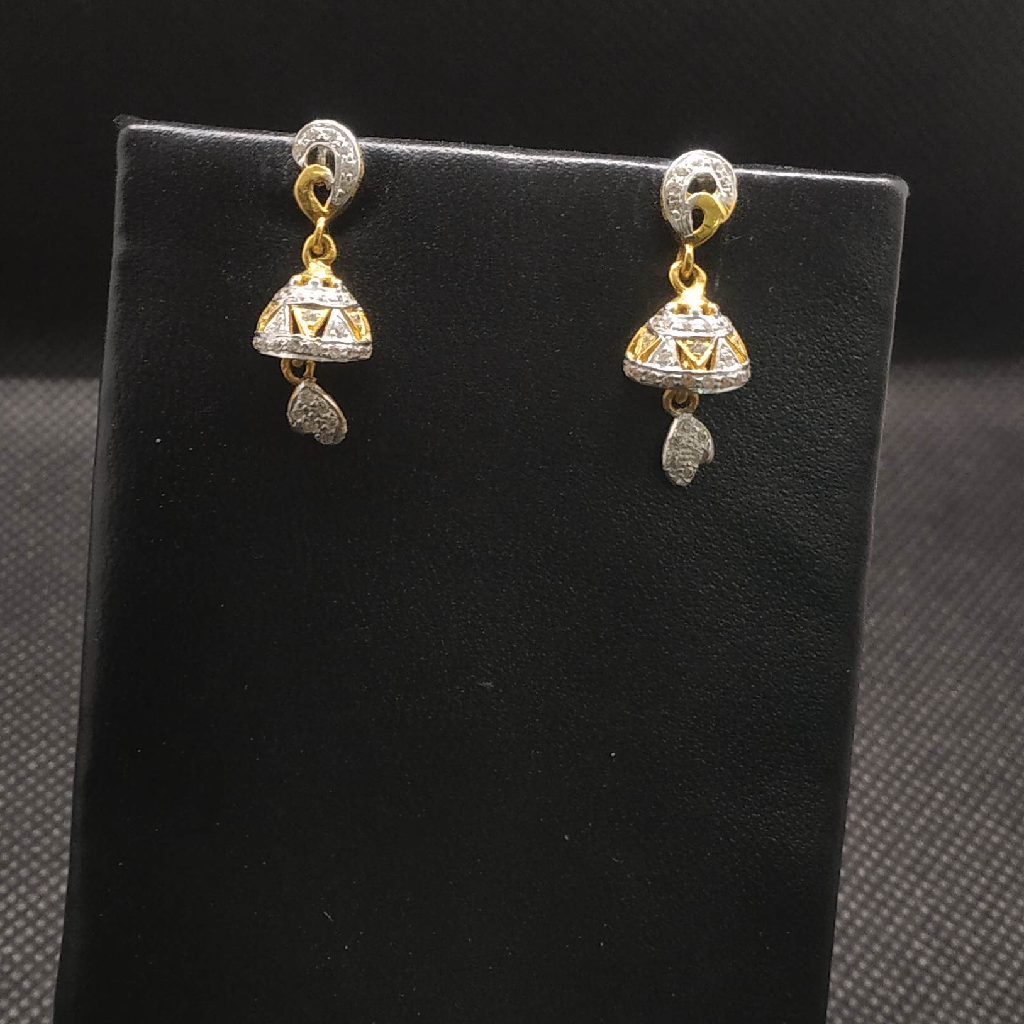 gold diamond earrings